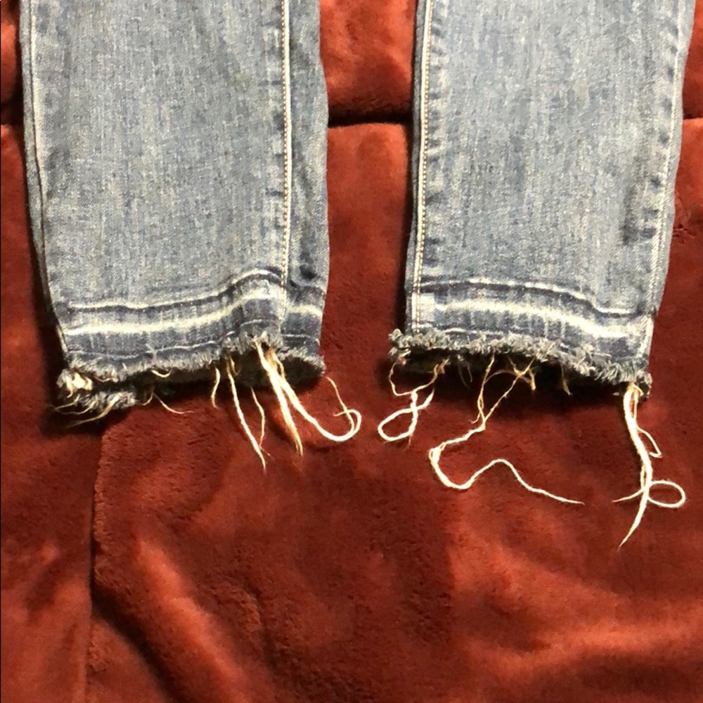 Stretchy Ripped Jeans - Picture 3 of 3